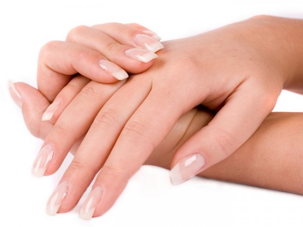 Dermatologia, unghie: aumentate del 75% le visite dermatologiche per problemi alle unghie