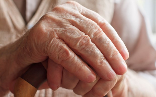 Predire Alzheimer e demenza senile con esame del sangue