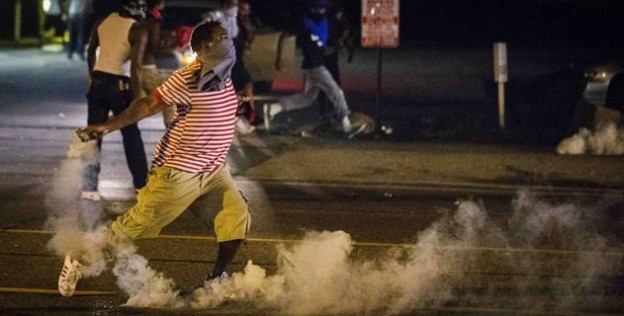 Ferguson. Proteste per Michael Brown