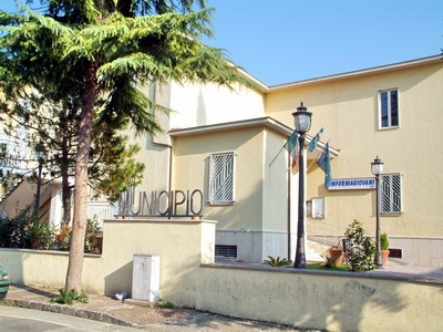 Mariglianella Casa Comunale .jpg
