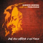 Alberto-Betroli-canta-con-Pierangelo-Copertina_Due-voci-intorno-a-un-fuoco.jpg