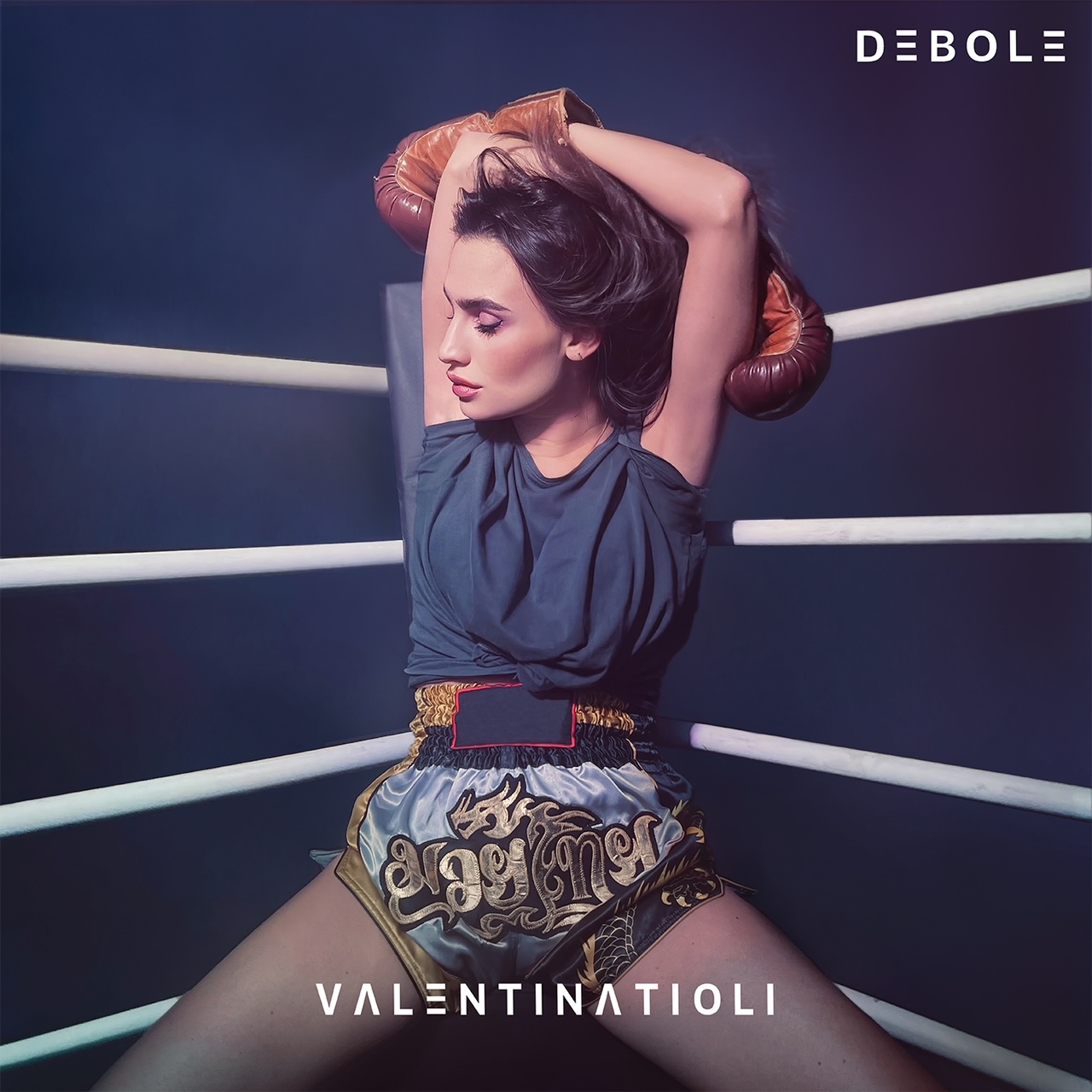 “Debole” è il nuovo singolo di Valentina Tioli