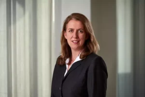 Julie Dickson, Investment Director di Capital Group